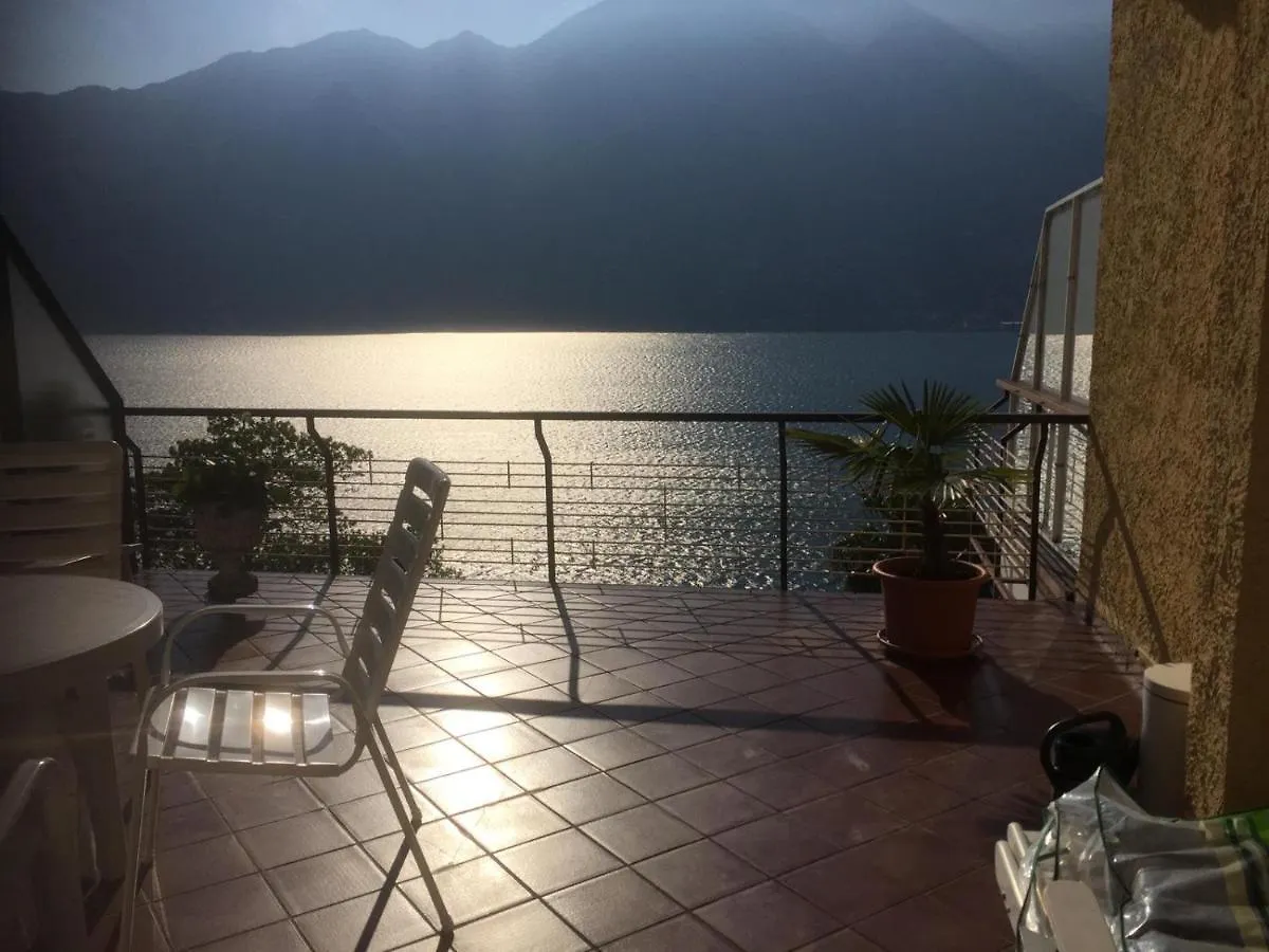 Apartment Lago Maggiore- Casa Roccia-Ferienwohnung In Pino Sulla Sponda Pino Lago Maggiore